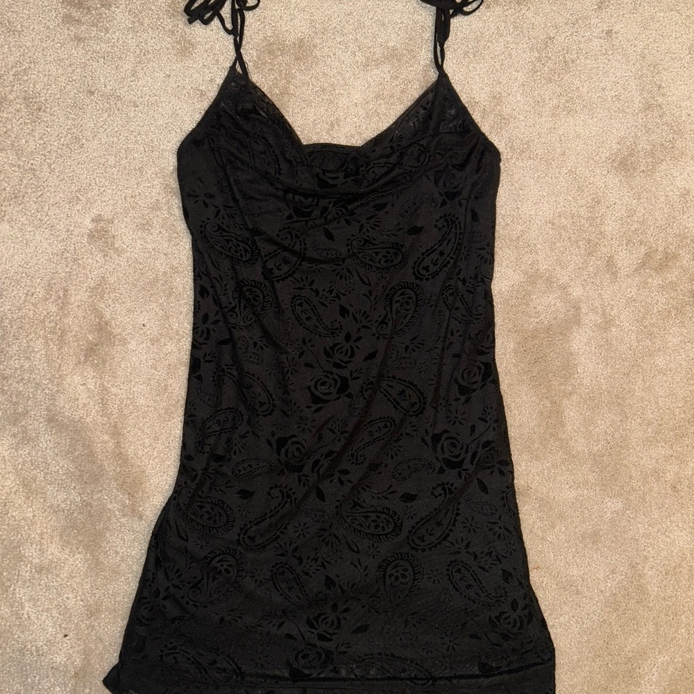Elegant Black Lace Design Velvet Women's Dress
